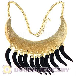 Vintage Style Retro Crescent Chunky Choker Bib Necklace With Plastic Chile