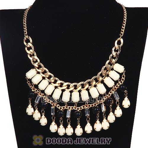 Chunky Cream Resin Pendant Choker Bib Necklace Wholesale