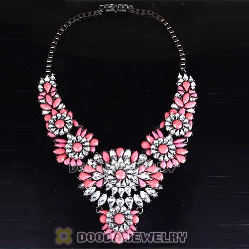 Luxury brand Pink Resin Crystal Flower Statement Necklaces Wholesale