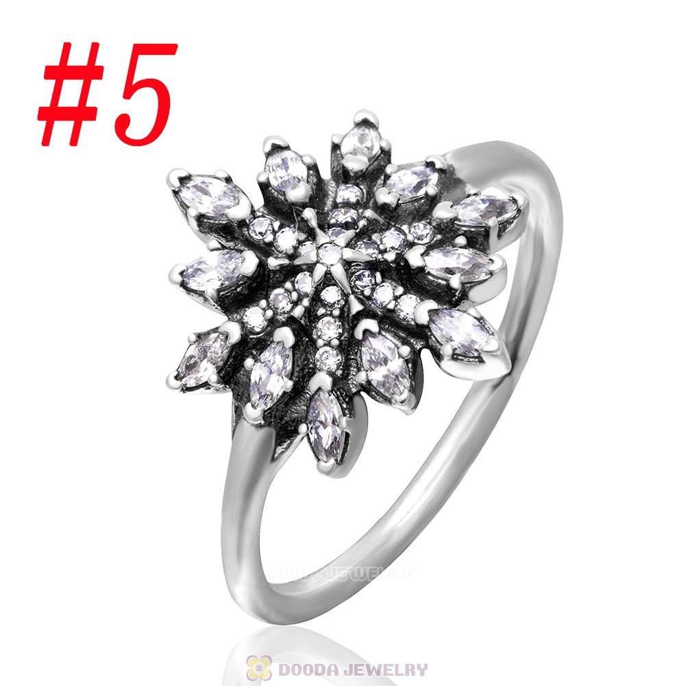 925 Sterling Silver Crystalized Snowflake Ring with Clear CZ