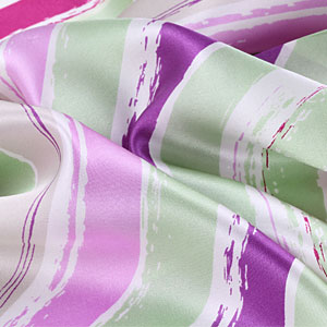 The detailed picture of silk square scarf