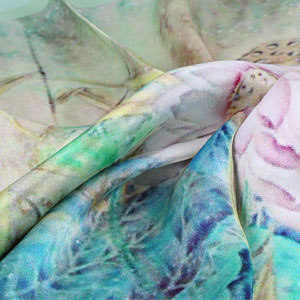 The detailed picture of 65×65cm Medium silk square scarves